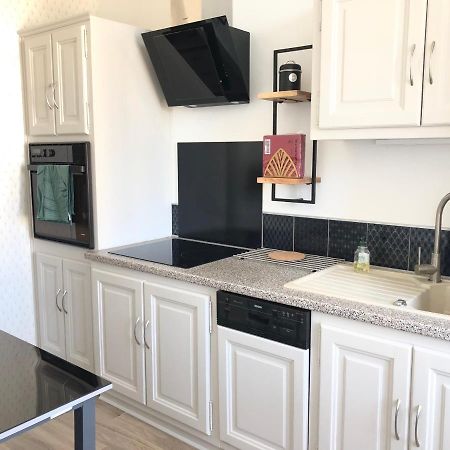 Un Petit Coin De Bastide Apartment Каркасон Екстериор снимка
